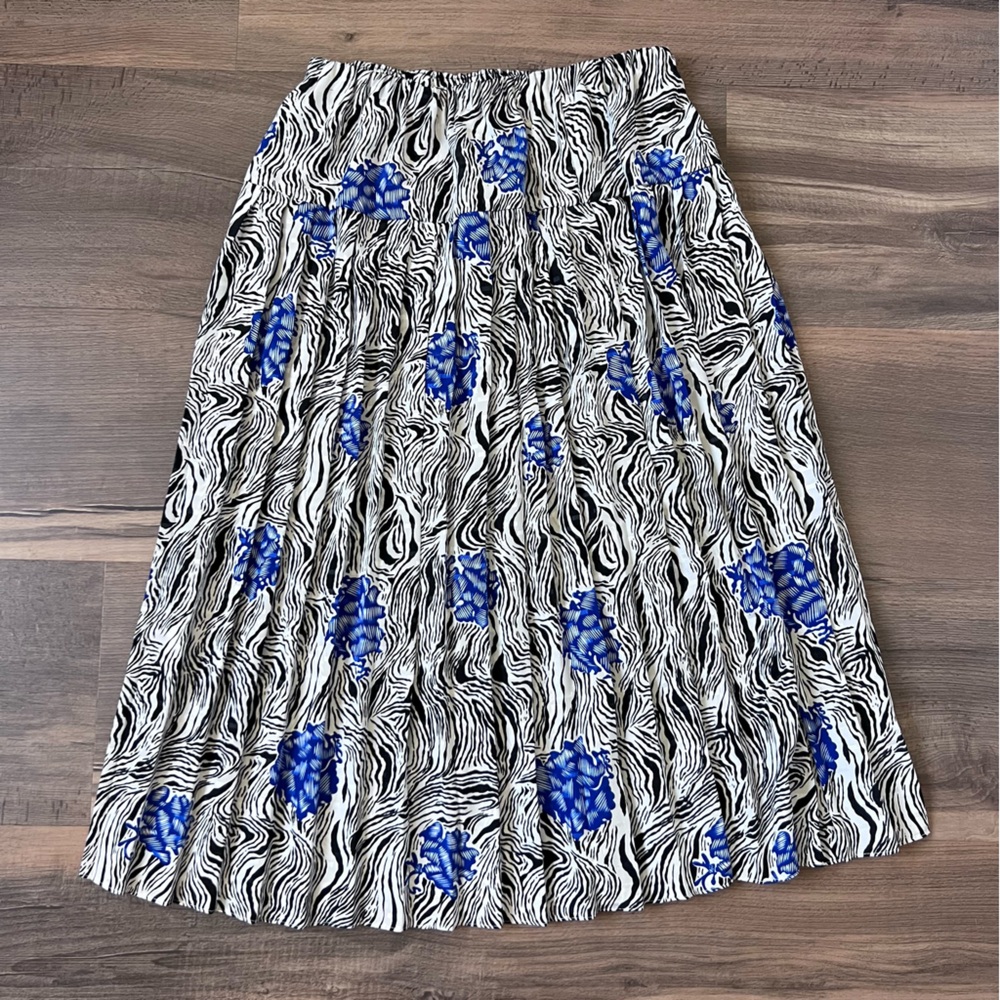 Vintage 80s Evanna Pleated Skirt & Blouse Set - Zebra & Blue Flower Print - Sz M - Picture 13 of 17